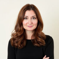 Kristin Ayyar, author of Countdown 'til Daddy Comes Home and Countdown 'til Mommy Comes Home (in English and Spanish), published by Elva Resa Publishing, distributed by Military Family Books